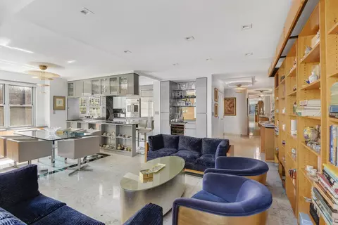360 E 72nd St #B1409, New York, NY 10021