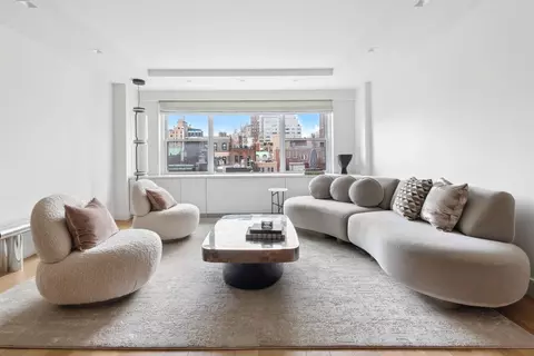 650 Park Ave #9B, New York, NY 10065