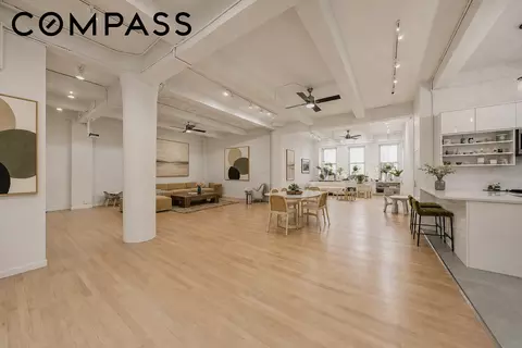 95 Vandam St #2R, New York, NY 10013
