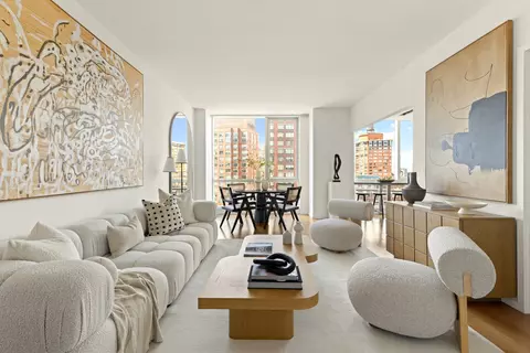 200 Chambers St #17B, New York, NY 10007