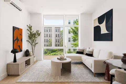 301 Stockholm St #3-R, Brooklyn, NY 11237