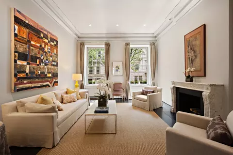 9 E 77th St, New York, NY 10075