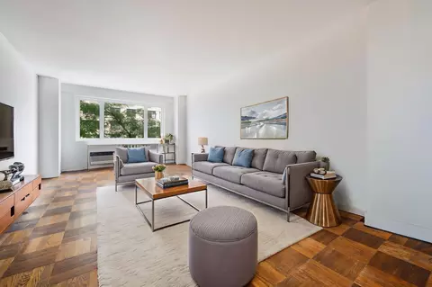 30 W 60th St #5-P, New York, NY 10023