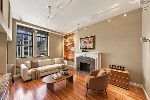 32 W 40th St #10E, New York, NY 10018