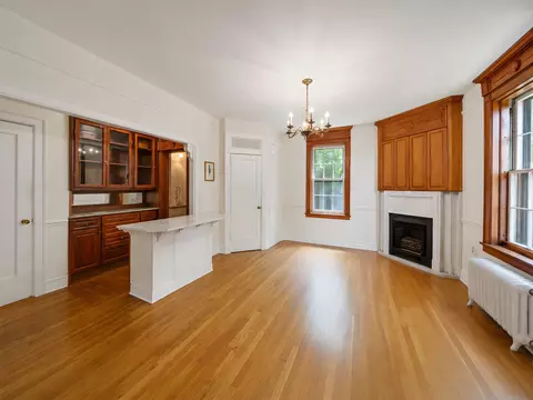 33-16 81st St #32-B, New York City, NY 11372