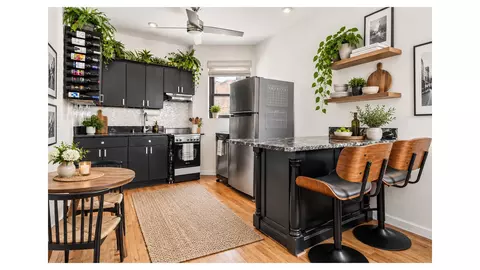 160 E 91st St #8A, New York, NY 10128