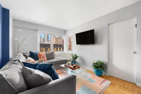 333 E 66th St #8F, New York, NY 10065