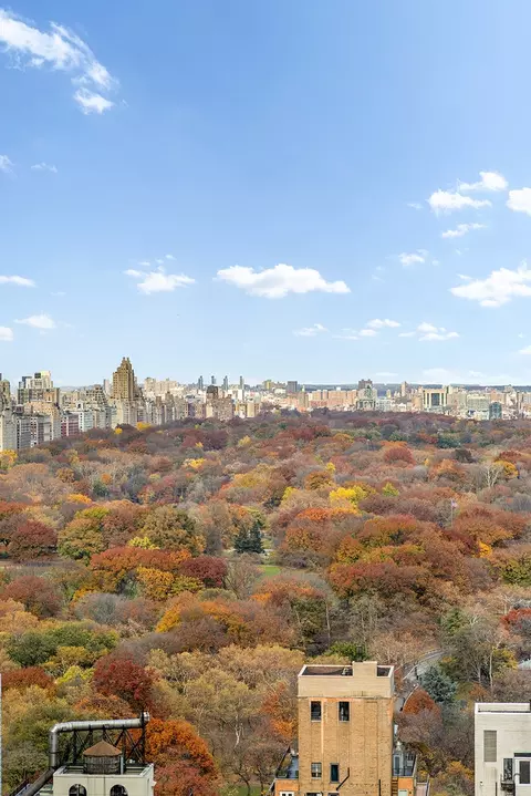 111 W 56th St #34A, New York, NY 10019