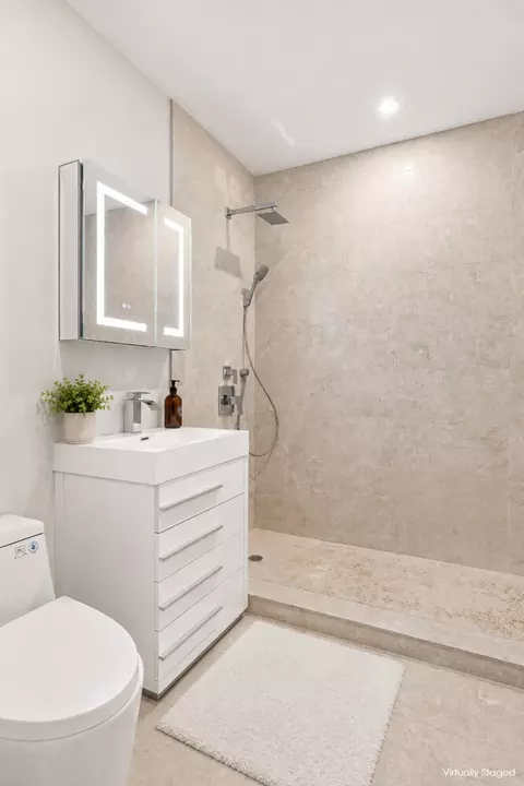 593 E 17th St #3C, Brooklyn, NY 11226 photo 6