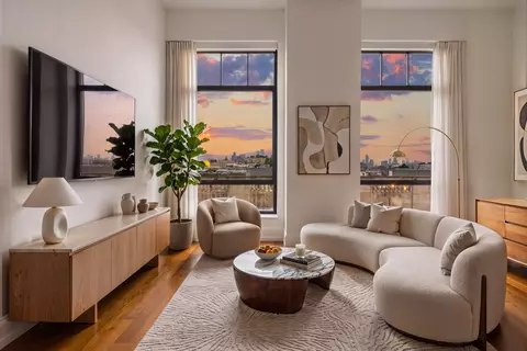 10 Madison Sq W #17B, New York, NY 10010