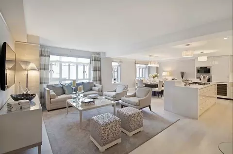 21 E 61st St #7A, New York, NY 10065