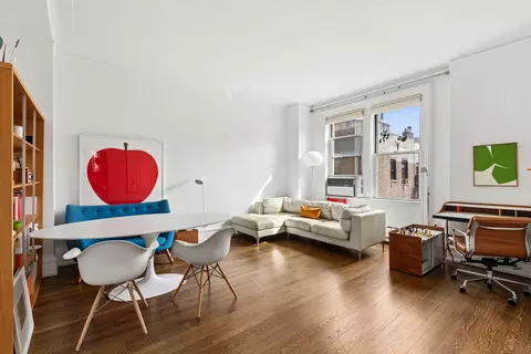 320 W 86th St #5D, New York, NY 10024