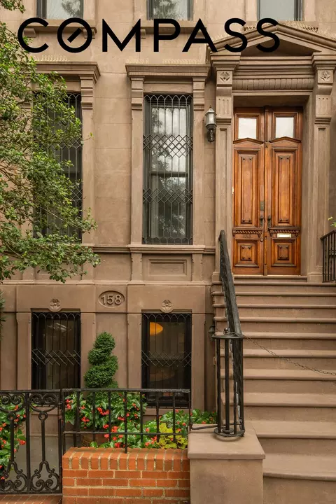 158 E 95th St, New York, NY 10128