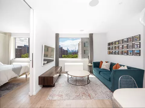 40 W 116th St #A916, New York, NY 10026