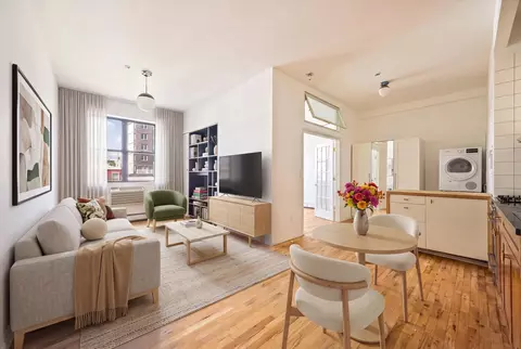 133 Conselyea St #3R, Brooklyn, NY 11211