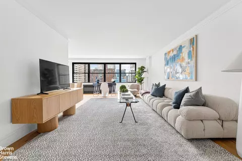 205 W End Ave #10B, New York, NY 10023