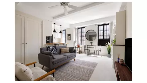 201 W 16th St #6D, New York, NY 10011