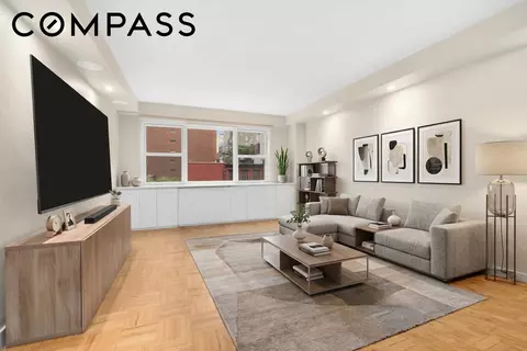 101 W 12th St #5K, New York, NY 10011