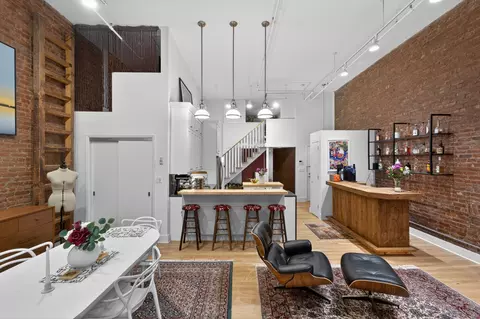74 Reade St #2ER, New York, NY 10007