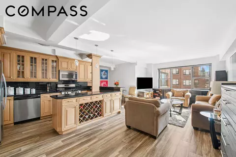 136 E 76th St #15A, New York, NY 10021
