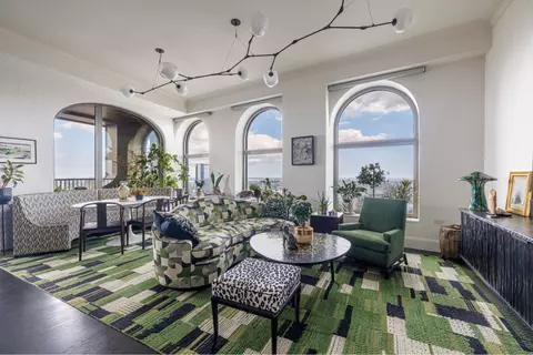 130 William St #L56B, New York, NY 10038