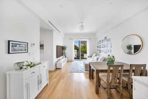 21 Powers St #PHC, Brooklyn, NY 11211