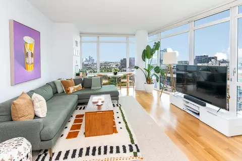34 N 7th St #11G, Brooklyn, NY 11249