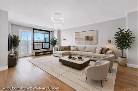 61-25 98th St #7J, New York City, NY 11374