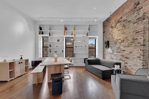 305 E 4th St #5, New York, NY 10009