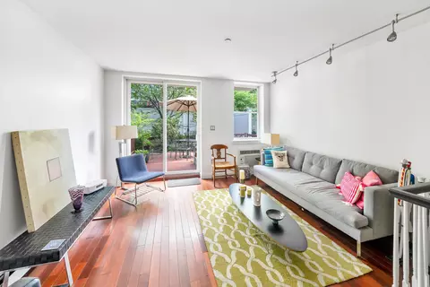 127 4th Pl #1B, Brooklyn, NY 11231