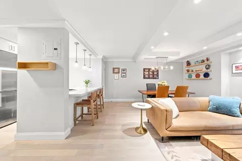 10 W 66th St #14E, New York, NY 10023