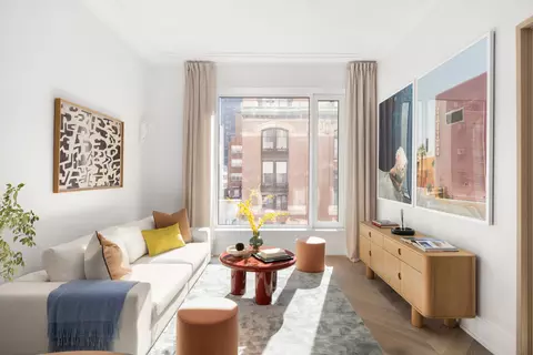 660 Lexington Ave #8C, New York, NY 10022