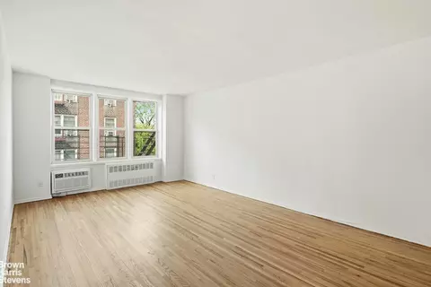 400 E 17th St #600, Brooklyn, NY 11226 photo 4