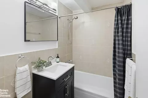 400 E 17th St #600, Brooklyn, NY 11226 photo 8