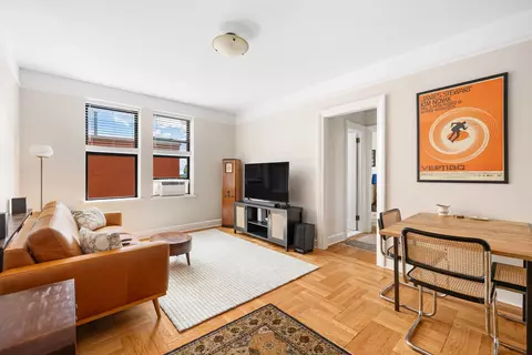 860 W 181st St #68, New York, NY 10033