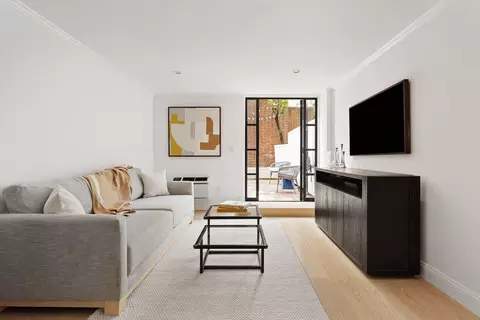 435 E 86th St #GC, New York, NY 10028