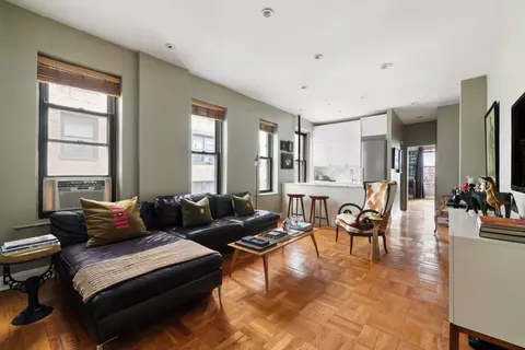 327 W 83rd St #4A, New York, NY 10024