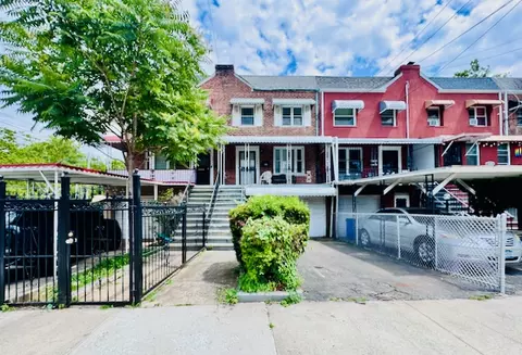 1842 Schieffelin Ave #TWN, New York City, NY 10466