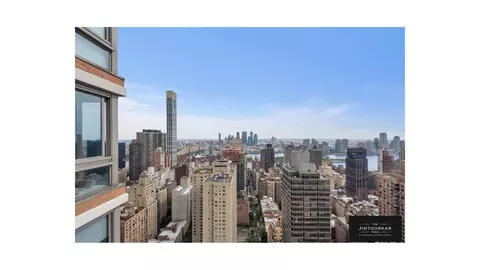 235 E 55th St #PHC, New York, NY 10022