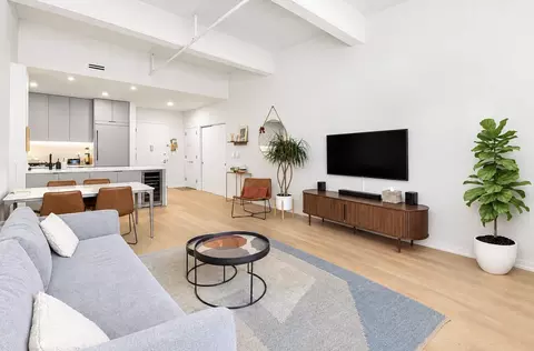 184 Kent Ave #D319, Brooklyn, NY 11249