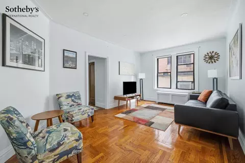 230 E 71st St #1B, New York, NY 10021