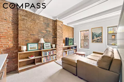 130 W 71st St #10, New York, NY 10023