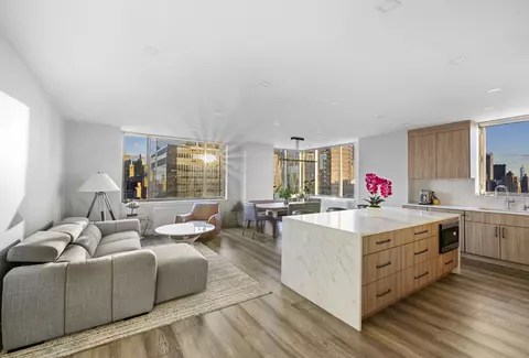 2 Columbus Ave #29C, New York, NY 10023