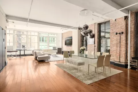 12 W 17th St #6, New York, NY 10011