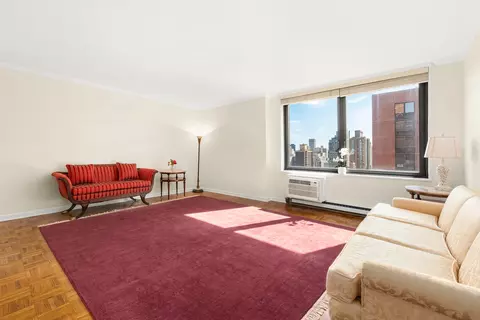 1641 3rd Ave #22A, New York, NY 10128