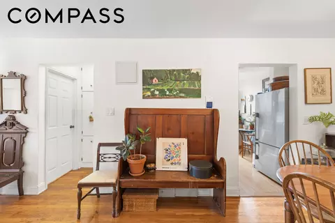 Entry Way - 415 Argyle Rd #5E, Brooklyn, NY 11218 photo 2 of 2
