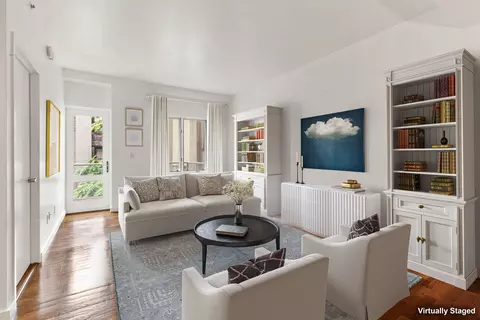 330 E 109th St #5B, New York, NY 10029