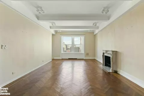 983 Park Ave #12A, New York, NY 10028