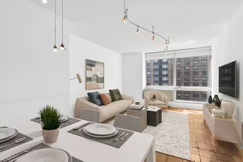 215 E 96th St #27E, New York, NY 10128