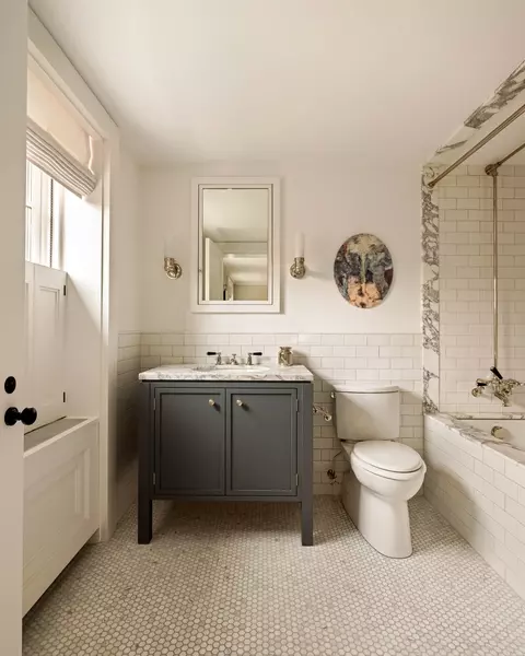 Bath - 23 Middagh St, Brooklyn, NY 11201 photo 2 of 3